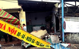 Xe tải lao vào quán phở ở Sài Gòn, 2 phụ nữ thoát chết