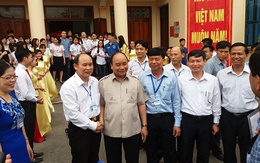 Thủ tướng Nguyễn Xuân Phúc căn dặn sinh viên “cần học làm người”
