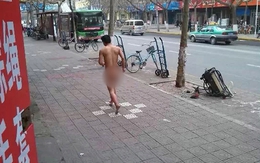 Uống say xỉn, gã đàn ông khỏa thân chạy lông nhông ngoài đường để "tán gái"
