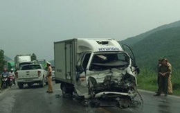 Quảng Ninh: Hai xe tải đấu đầu, 3 người bị thương nặng