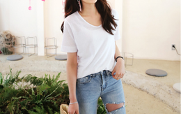 Lên đồ với áo phông và quần jeans, chỉ có đẹp chứ không bao giờ xấu nhé!