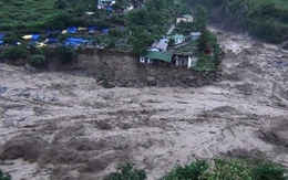 Lý giải nguyên nhân đợt mưa lũ kinh hoàng ở các tỉnh phía Bắc làm 96 người chết và mất tích