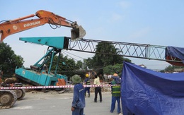 Hà Nội: Đứt cáp khi cẩu dầm cầu khiến hai công nhân tử vong tại chỗ