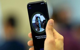 iPhone X ngừng nhận dạng khuôn mặt khi pin dưới 10%