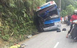 Vĩnh Phúc: Xe chở học sinh lao vào vách núi, 6 người thương vong