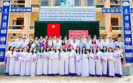 Lớp học trường làng có 19 em đạt 27 điểm trở lên