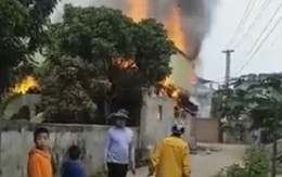 Giận vợ, chồng tẩm xăng đốt nhà khiến 1 người chết và 2 người thương nặng