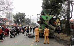 Xe trộn bê tông cán chết người trên đường Phạm Văn Đồng