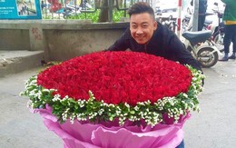 Chàng trai thuê xe chở bó hoa 1000 bông hồng tặng người yêu ngày Valentine
