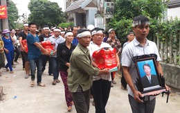 Xóm làng, người thân khóc nghẹn tiễn đưa 3 anh em ruột tử vong ở Hải Dương