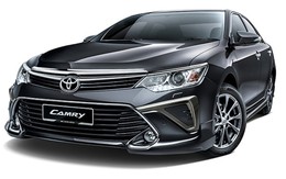 Toyota Camry giảm 120 triệu đồng: Cú 'down' giá khó tin