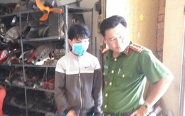 Cảnh sát mật phục bắt nam thanh niên gây ra 50 vụ bẻ kính ôtô