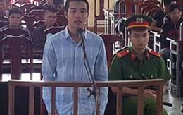 Đâm chết bạn vì không hát karaoke mà lo ôm tiếp viên
