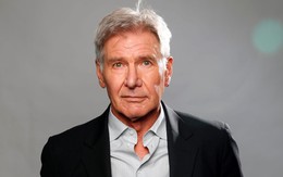 Harrison Ford lái máy bay đâm vào một chiếc Boeing