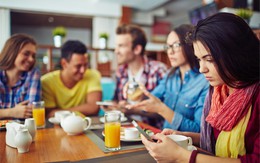Những điều chị em buộc phải biết khi ăn uống để không bị coi là bất lịch sự