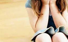 Bé gái 10 tuổi cấp cứu vì bị 'sàm sỡ' vùng kín