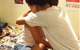 Bé gái 15 tuổi ngất xỉu sau 3 ngày "mặn nồng" bên bạn trai