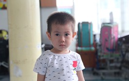 Bé trai 2 tuổi bị bỏ rơi trước cổng Từ Dũ: Con nhớ mẹ lắm, con muốn về với mẹ