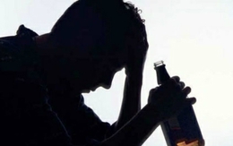 Bỗng dưng mang nợ gần 5 tỷ đồng sau một đêm say rượu