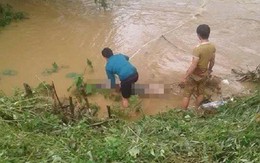 Chạy nửa cây số theo thi thể nạn nhân bị lũ cuốn