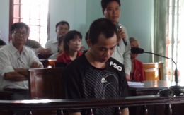 Cô gái vẫn lãnh 19 nhát dao sau khi van xin người yêu đừng giết
