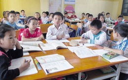 Hà Nội: Học sinh đông, lớp tiểu học  thành “giảng đường”