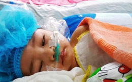 Vụ cháu bé bị chấn thương sọ não khi gửi ở nhà trẻ: “Nếu cấp cứu sớm, con tôi đã không bị nặng thế này”