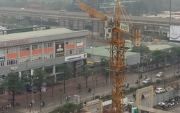 TP Hà Nội: Dân hoang mang vì “tử thần” rình rập trên đầu