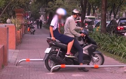 TP HCM lắp rào chắn vỉa hè: Nguy cơ cho người già, trẻ nhỏ