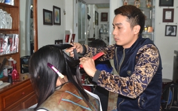 Chuyện chưa kể về ông chủ salon tóc vướng vào lao lý