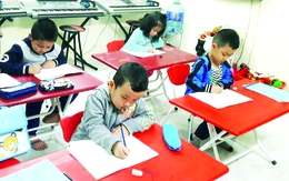 Ra Tết, phụ huynh đổ xô cho con học “tiền lớp 1”