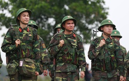 Nghệ sĩ Việt sẽ hết “bệnh sao” khi thành lính?