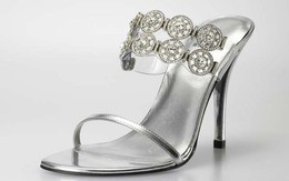 Đôi giày được mệnh danh "giày dành cho nữ hoàng" khiến phái đẹp mê mẩn