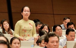 Đề nghị phạt nặng người bán quà vặt độc hại ở cổng trường