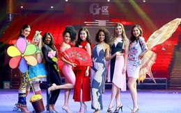 Mỹ Linh cùng dàn thí sinh Miss World diễu hành ở Trung Quốc