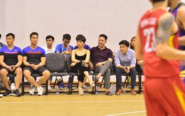 Miu Lê và bạn trai thiếu gia công khai xuất hiện cùng nhau