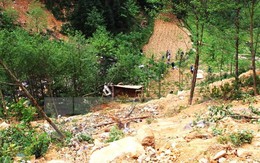 Hà Giang: Xe tải ben lao xuống vực sâu làm 4 người thiệt mạng
