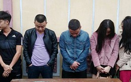 5 nam nữ thanh niên "phê" ma túy trong nhà nghỉ