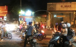 Hàng chục người phá 2 lớp cửa chữa cháy căn nhà vắng chủ