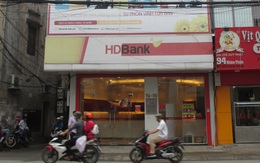 Khách hàng rối mù vì lãi suất của ngân hàng HDBank