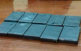 Phá chuyên án bắt đối tượng tàng trữ 10 bánh heroin