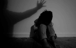 Bảo vệ trường mầm non hiếp dâm bé gái 4 tuổi đến ngất xỉu
