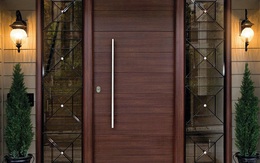 Nếu làm nhà bạn không thể bỏ qua những cánh cửa gỗ kiểu dáng thanh lịch này