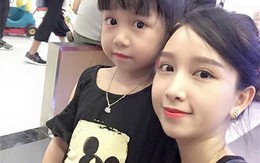 Ít ai ngờ “hai chị em” trẻ măng xinh xắn này lại là mẹ con chênh nhau... 21 tuổi