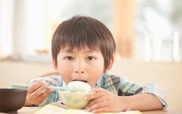 Mắc phải những thói quen xấu này từ nhỏ, trẻ lớn lên kém thông minh rõ rệt