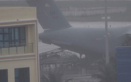 Máy bay C-17 đưa Marine One của Tổng thống Trump đáp xuống Đà Nẵng