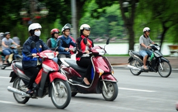 Miền núi rét, Hà Nội phải mặc áo khoác mỏng