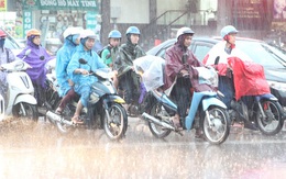 Miền Bắc mưa lớn trong 3 ngày, Hà Nội có thể xuất hiện giông và gió giật mạnh