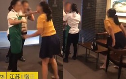 Bị nhắc nhở vì để chân lên bàn, cô gái có hành động xấu hổ không thể chấp nhận được