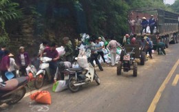 Người sống sót duy nhất vụ xe tải đâm vào núi: "Người dân mang cả công nông đến hôi của"